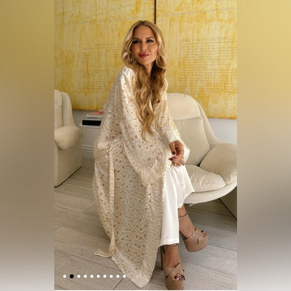 Show Me Your Mumu Harlow Animal Print Robe, One Size, NWT - Picture 5 of 8